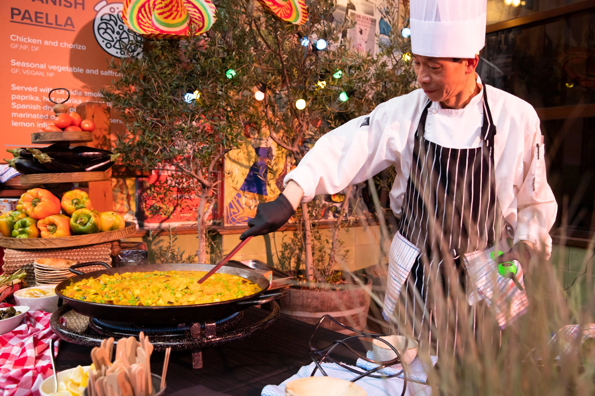 [9534] CODA 2022 Promenade Event Paella 1 (2)