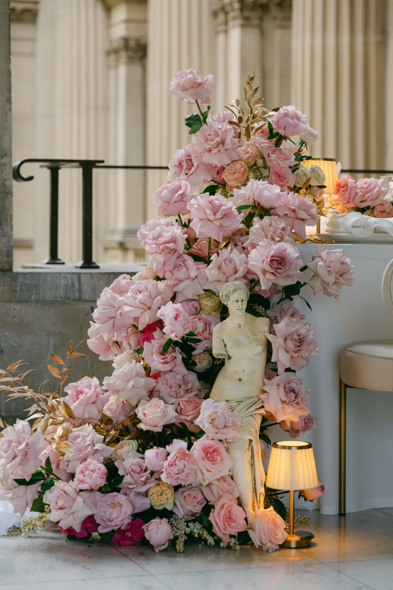 Wedding-MelbTownHall-PorticoBalcony-Detail-1